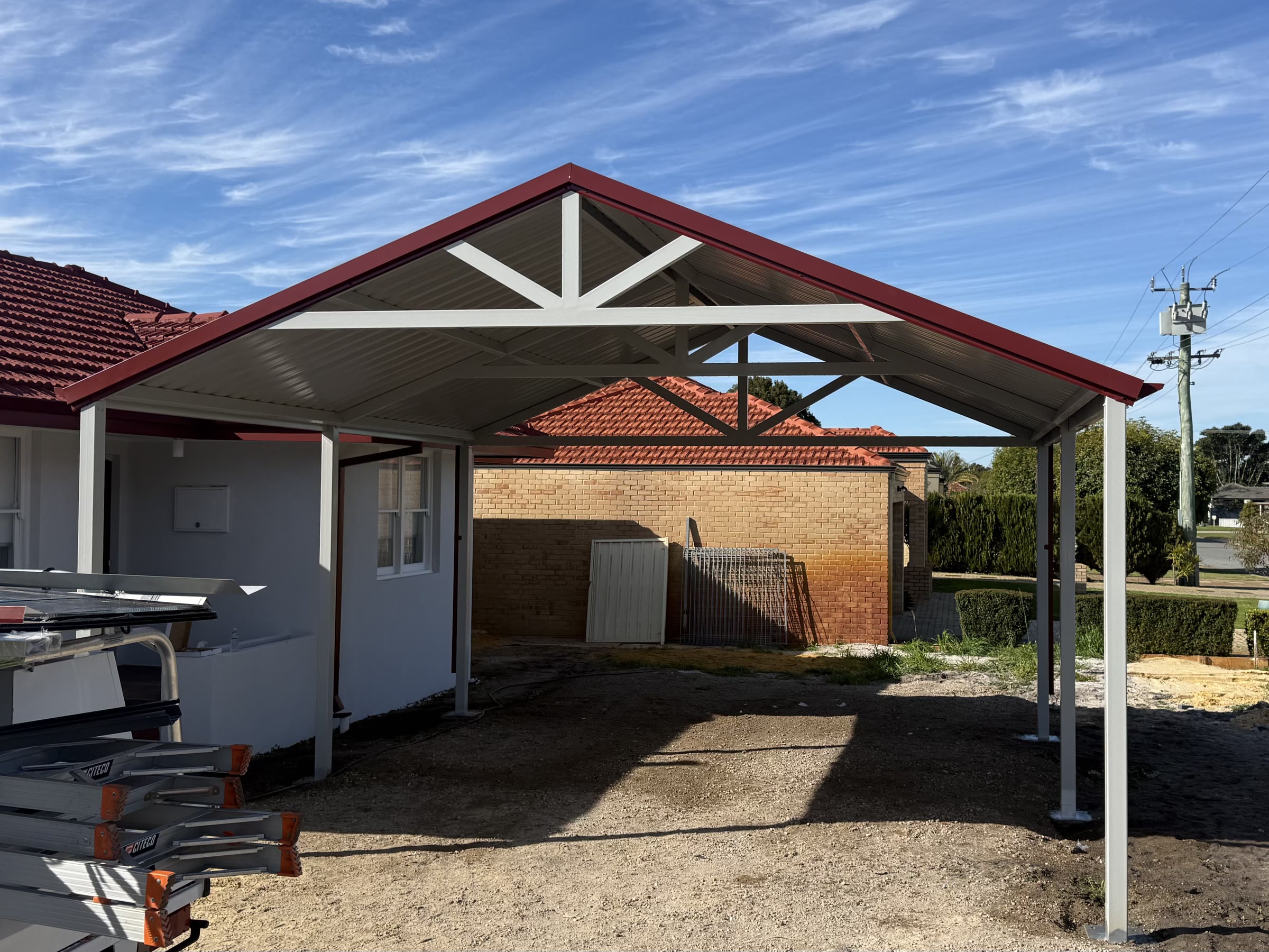 Gable carport